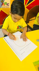 Oval Shape Tracing And Colouring -9