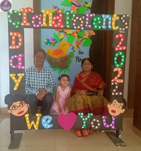 Photocorner 1 (Grand Parents Day)-6