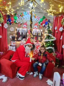 Santa with kids-24