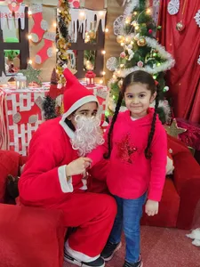 Santa with kids-14