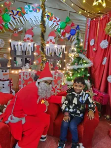 Santa with kids-16