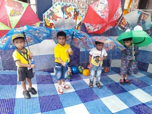 Rainy day celebration jrkg B-2