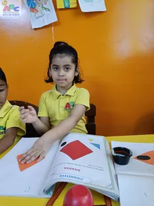 Fine Motor Skill(Nursery A)-12