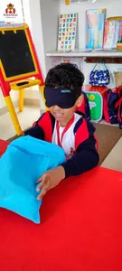 Exploring with the five senses-45